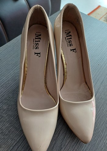 40 Beden Bej Minimalist Stiletto Topuklu Kadın Ayakkabı