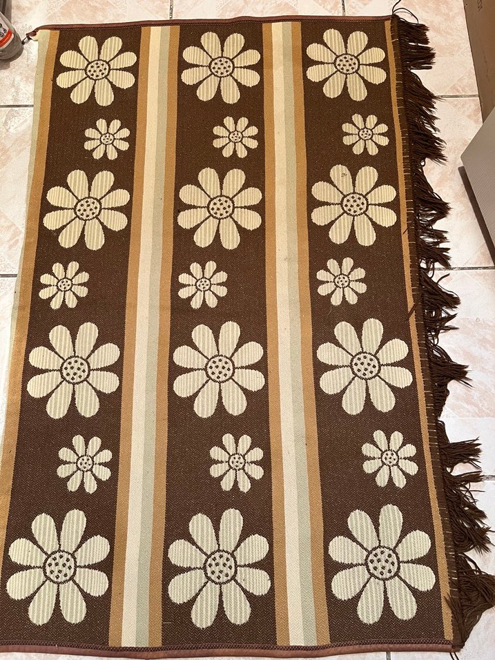 Kahverengi Çiçek Desenli kilim - Görsel 2