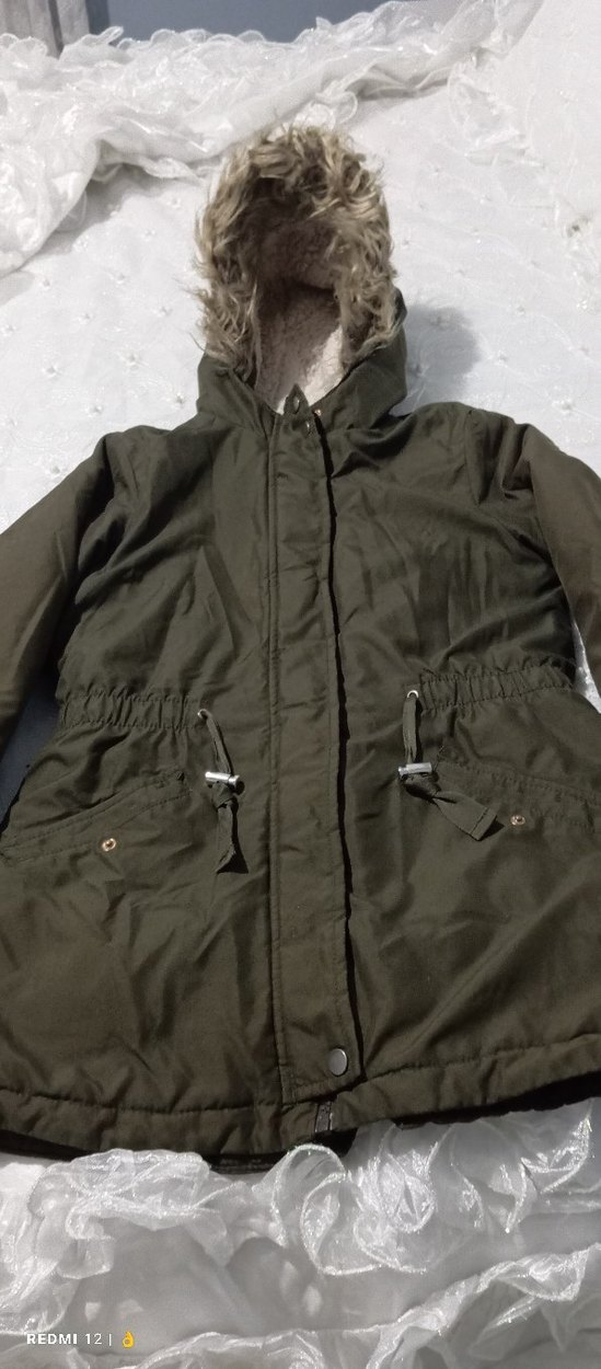 LC Waikiki yeşil mont - Görsel 2