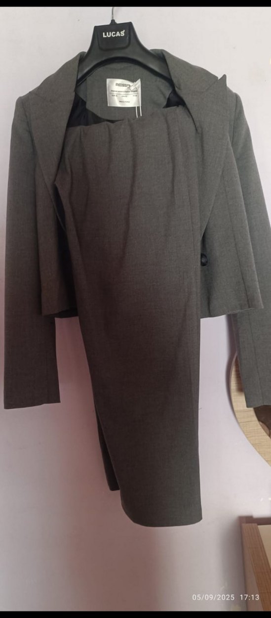 Gri Düğmeli Kadın Keten Takım - Görsel 2