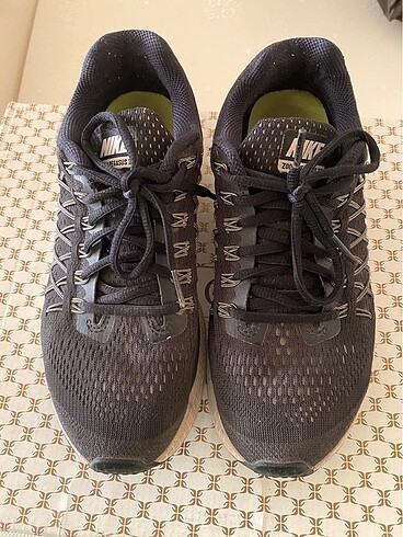 Nike spor ayakkabı