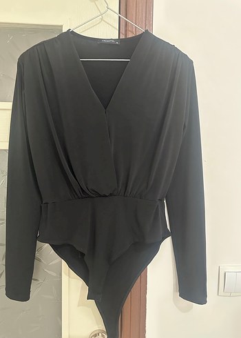 Siyah V Yaka Pilili Uzun Kollu Bluz - Görsel 4