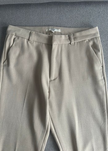 Bej Kadın Kumaş Pantolon Midi Boy Rahat Kesim - Görsel 4