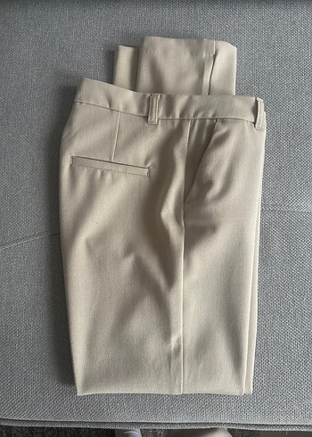 Bej Kadın Kumaş Pantolon Midi Boy Rahat Kesim - Görsel 3