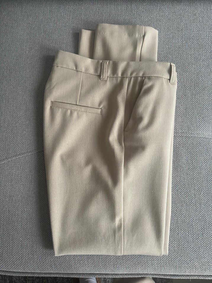 Bej Kadın Kumaş Pantolon Midi Boy Rahat Kesim - Görsel 3