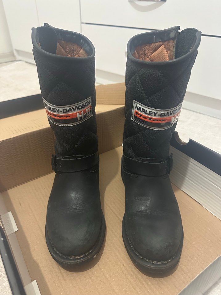 Siyah Tokalı Biker Kadın Bot - Görsel 3