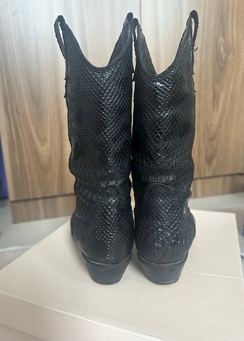 Kadın Siyah Deri Yılan Desenli çizme - Görsel 4