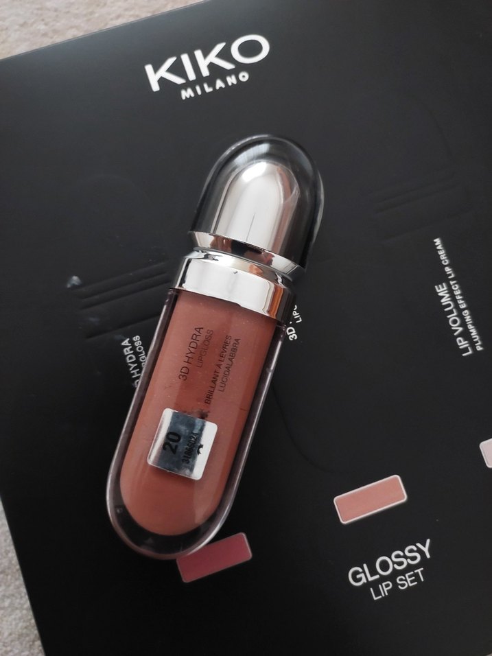KIKO Milano 20 chestnut gloss dudak parlaticisi - Görsel 3