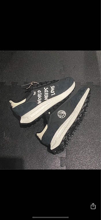 41 Beden Adidas 41.5 numara sıfır