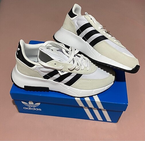 42 Beden Adidas retropy f2 sıfır ayakkabı 42 numara