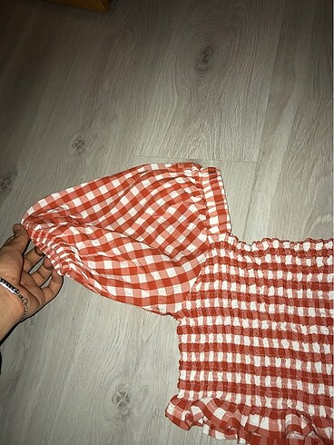 l Beden Kareli crop