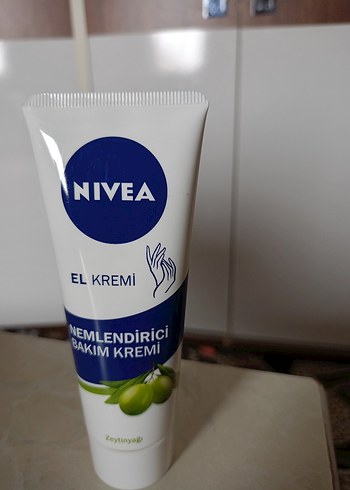 Nivea Nemlendirici El Kremi Zeytinyağlı
