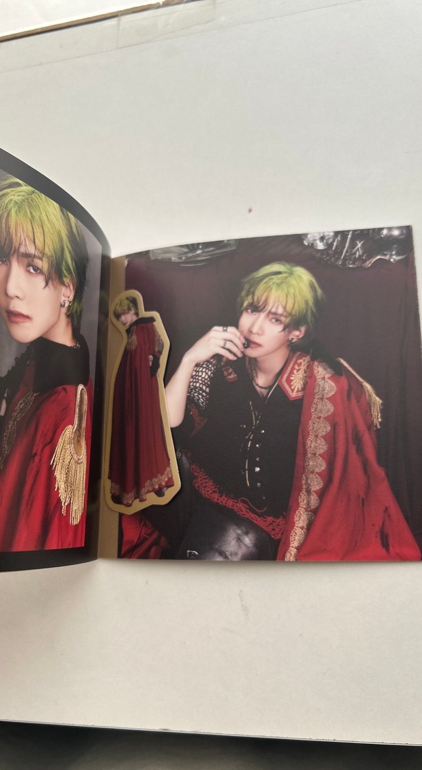 The World ATEEZ Albüm - Görsel 4