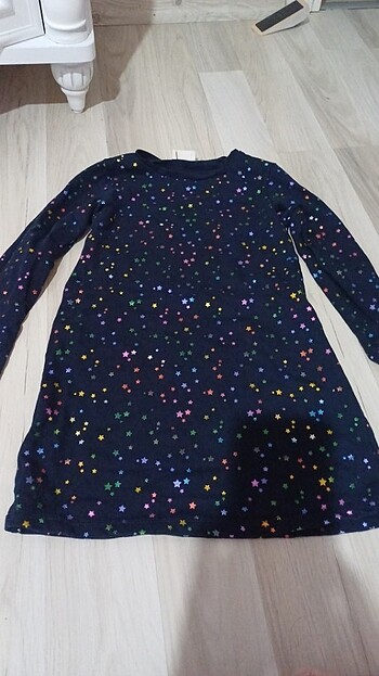 Koton 6-7 yaş lacivert parlak yıldız desenli elbise