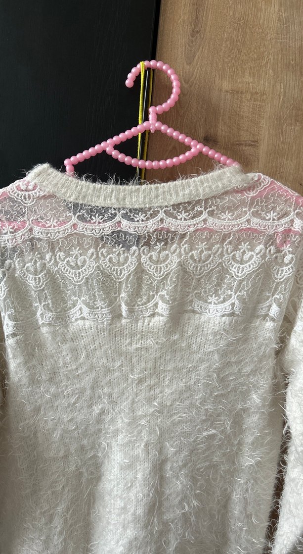 Örgü Detaylı Bohem Beyaz Kadın Kazak - Görsel 3