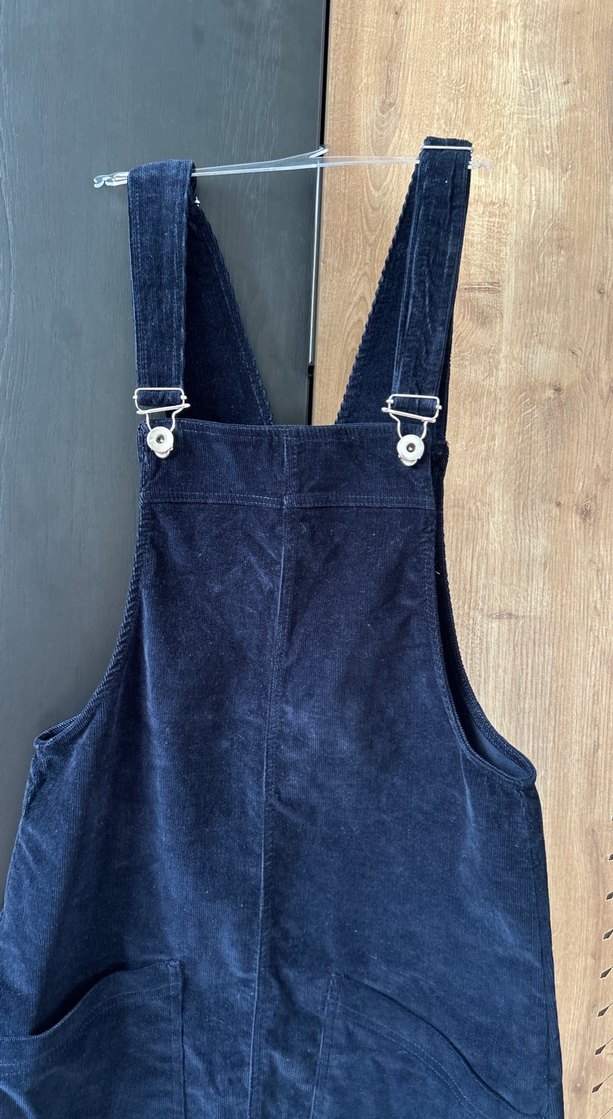 Lacivert Süet Askılı Midi Şort Tulum - Görsel 5