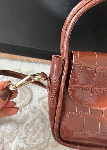 Kahverengi Deri Kroko Desenli Kadın Çanta - Görsel 4