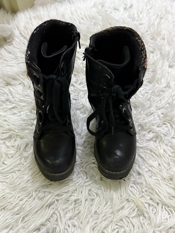 Kız Çocuk Kürklü  Bot - Görsel 2