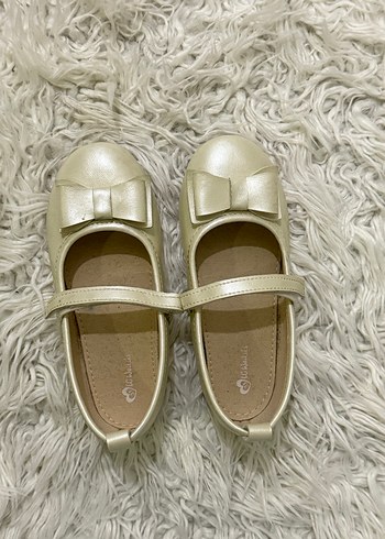 Beyaz Fiyonk Detaylı Kız Çocuk Babet - Görsel 3