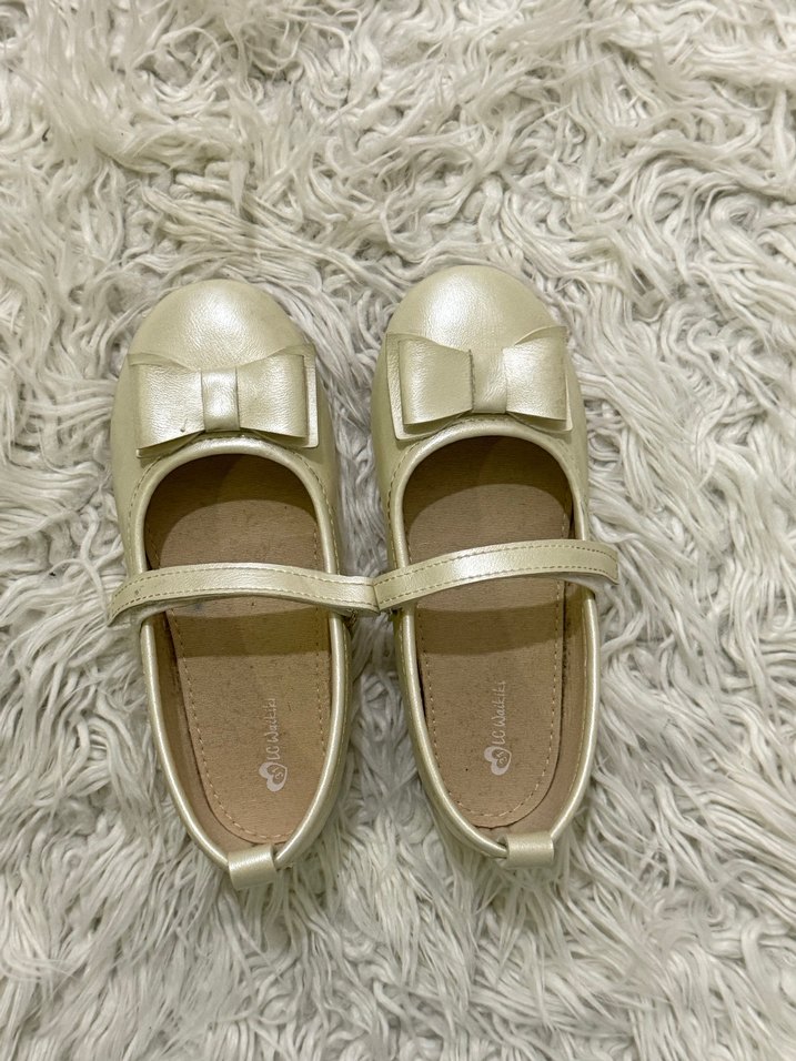 Beyaz Fiyonk Detaylı Kız Çocuk Babet - Görsel 3