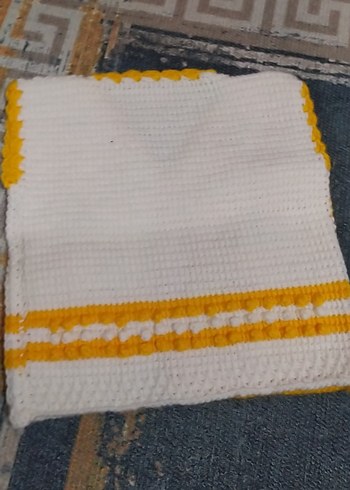 Sarı Beyaz Kareli Bebek Örgü Battaniye - Görsel 3