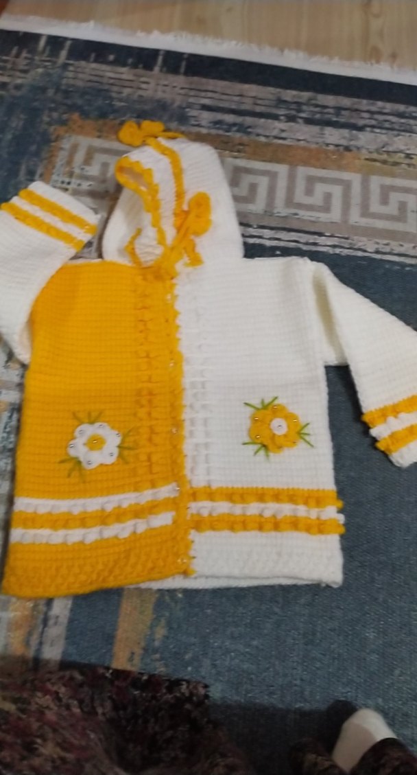 Sarı Beyaz Kareli Bebek Örgü Battaniye - Görsel 4