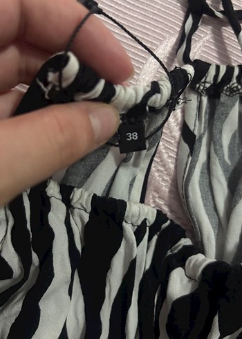 Trendyol & Milla Siyah Gri Zebra Desenli Uzun Bohem Elbise