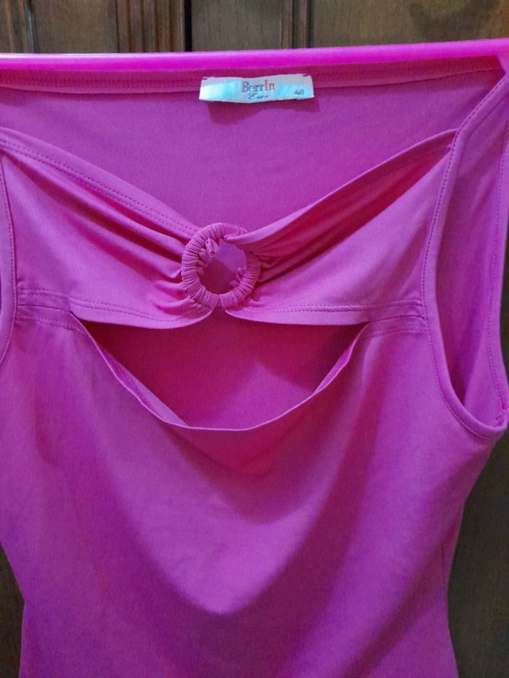 Pembe V Yaka Kolsuz - Görsel 2