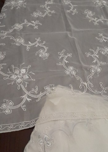Nakışlı Beyaz Masa Örtüsü ve peçeteleri - Görsel 3