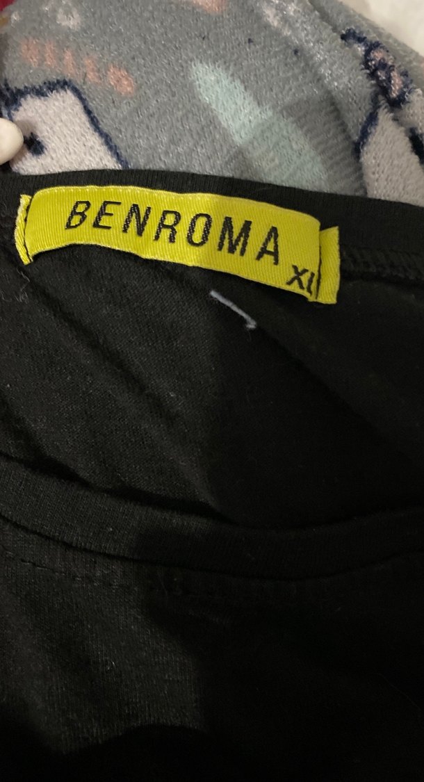 Sırt baskılı tshirt - Görsel 2