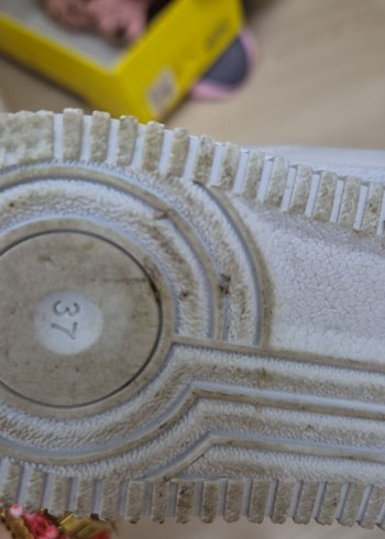 Beyaz Minimalist Kadın Spor Ayakkabı - Görsel 4