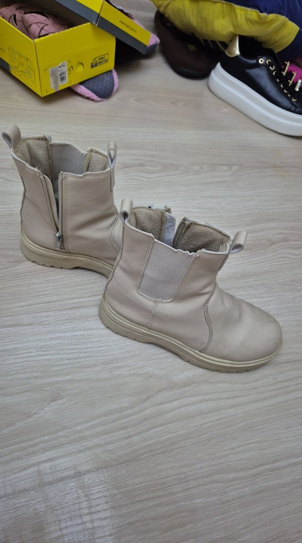 Bej Deri Kadın Dolgu Topuk Bot - Görsel 3