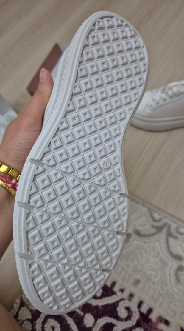 Beyaz Bağcıklı Platform Kadın Spor Ayakkabı - Görsel 2