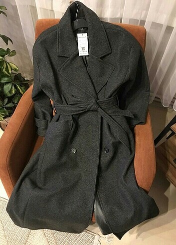 Bershka muadil kaşe kaban 