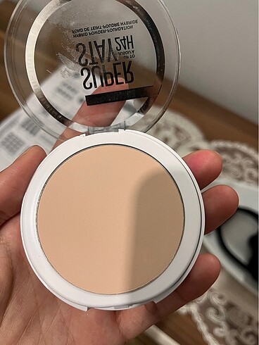 Maybelline pudra