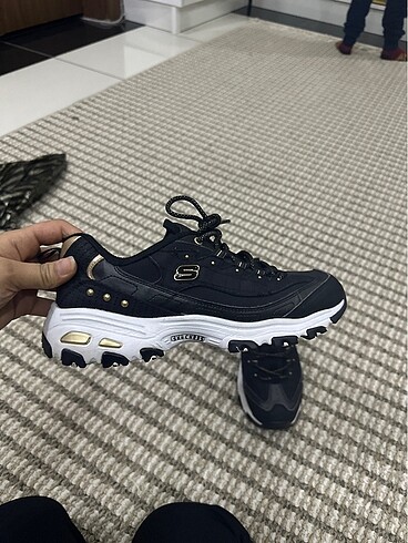 Skechers Temizdir