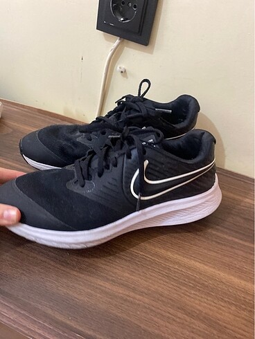 Siyah Nike Yürüyüş Ayakkabısı