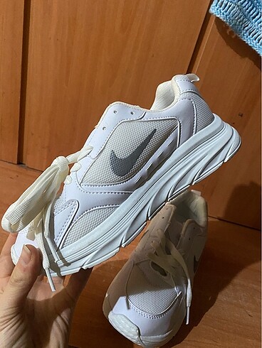 Nike Spor Ayakkabı Kadın