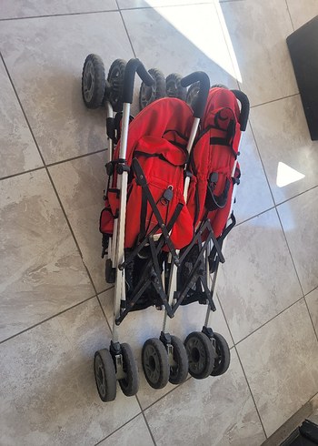 9- 36 kg Beden Kırmızı Çiftli Bebek Arabası