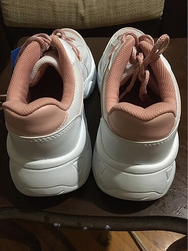 37 Beden beyaz Renk Flo torex bayan spor ayakkabı orjinal sıfır