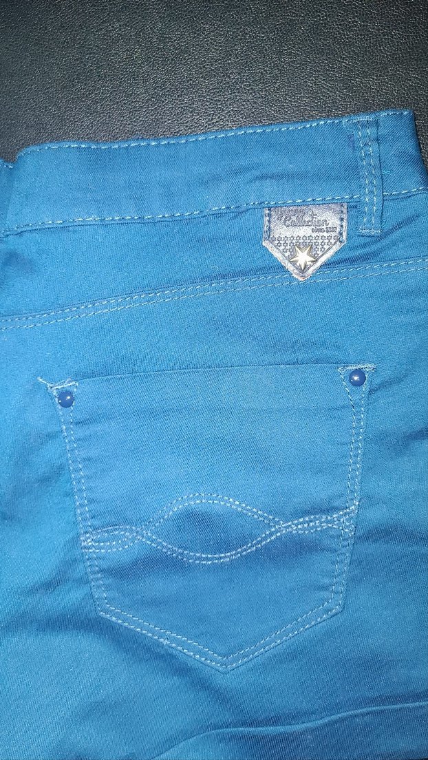 Düğmeli Koyu Mavi Denim  Mini Şort - Görsel 5