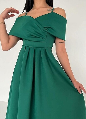 Sade şık yeşil elbise  - Görsel 3