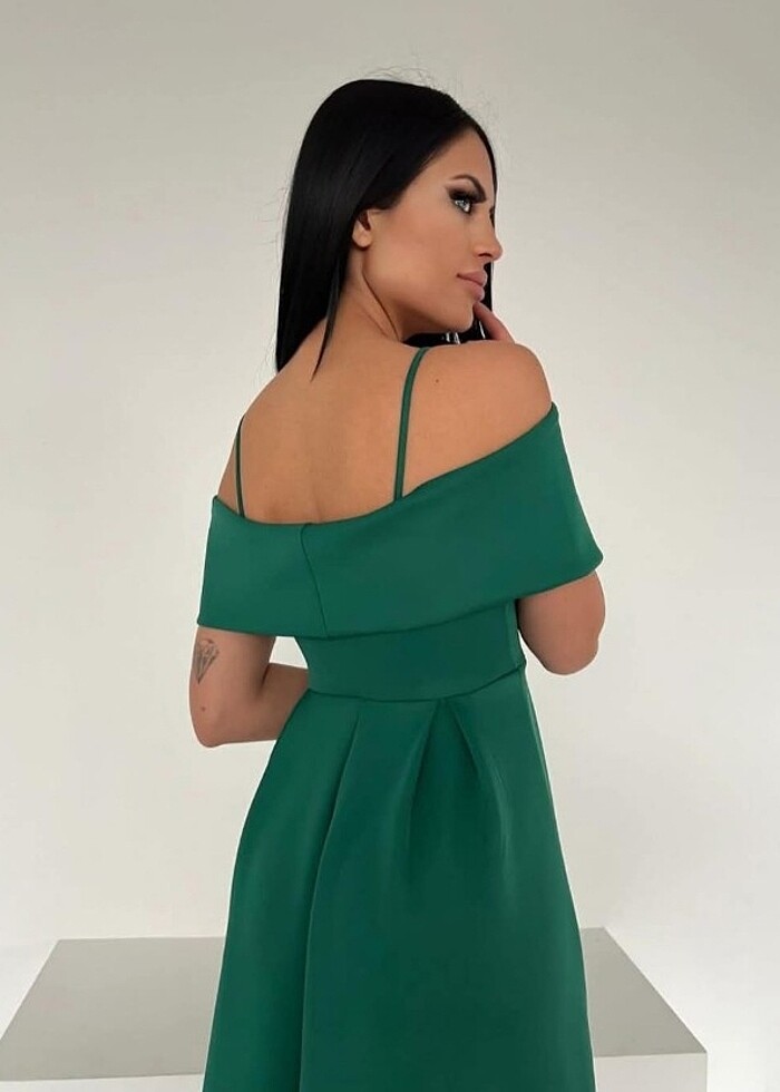 Sade şık yeşil elbise  - Görsel 2