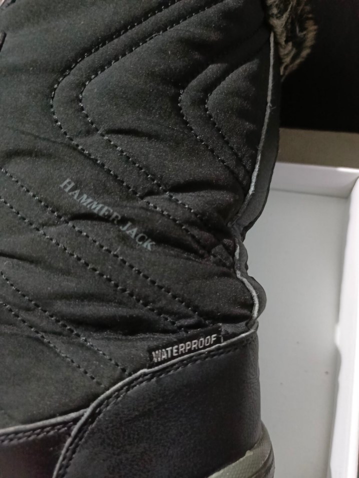 Siyah Kürklü Kadın Outdoor Bot - Görsel 4