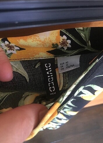40 Beden H&M yırtmaçlı etek