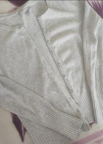 Düğmeli Gri Balıkçı Yaka Hamile Hırkası - Görsel 3