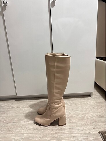 Topuklu çizme