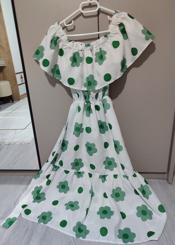 Beyaz Yeşil Çiçek Desenli Uzun Bohem Elbise - Görsel 3