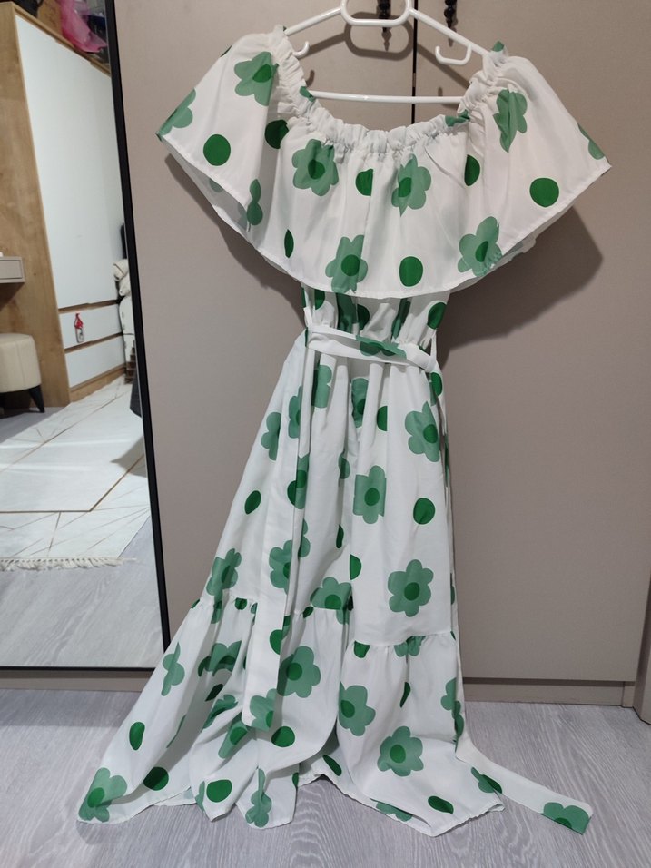 Beyaz Yeşil Çiçek Desenli Uzun Bohem Elbise - Görsel 4