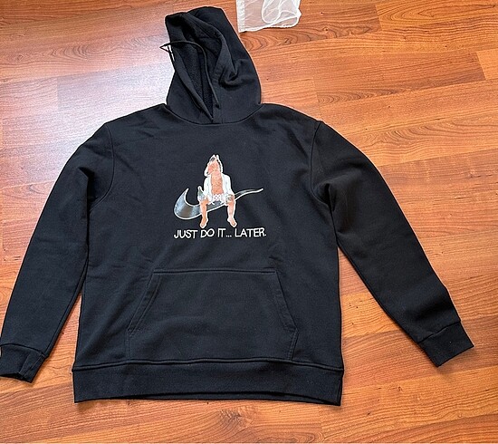 HİÇ GİYİLMEMİŞ SWEAT